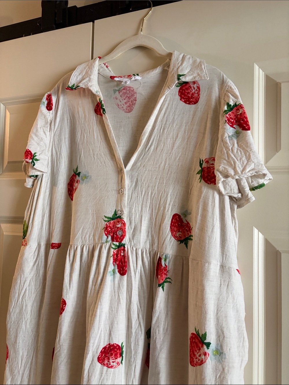 Jane and Delancey White Strawberry-Print Button Front Casual Dress - Picture 2 of 2